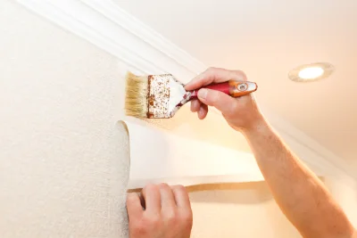 Pose de papier peint à Flée — revêtements muraux et toiles de verre